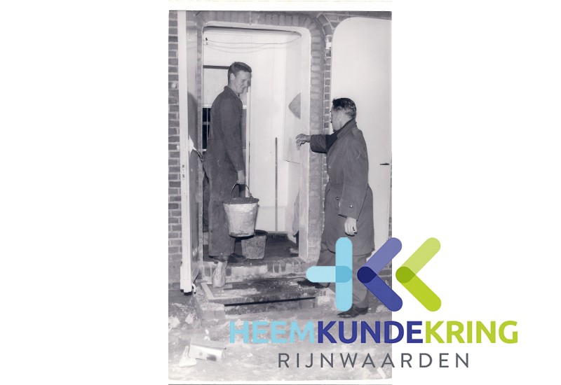 Renovatie clublokaal Lobithse Boys begin 1960 Coll. J.C. Peters HKR (2)